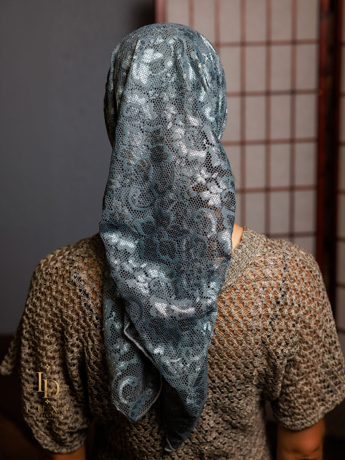 Eira lace scarf